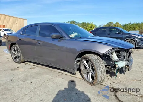 2017 Dodge Charger Sxt z USA, uszkodzony, nr VIN 2C3CDXHG9HH557173